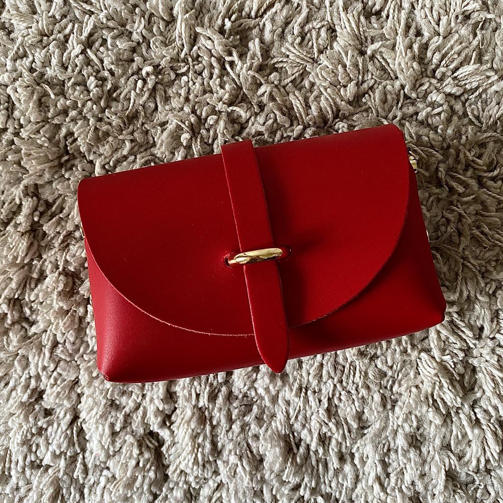 Pochette en cuir véritable