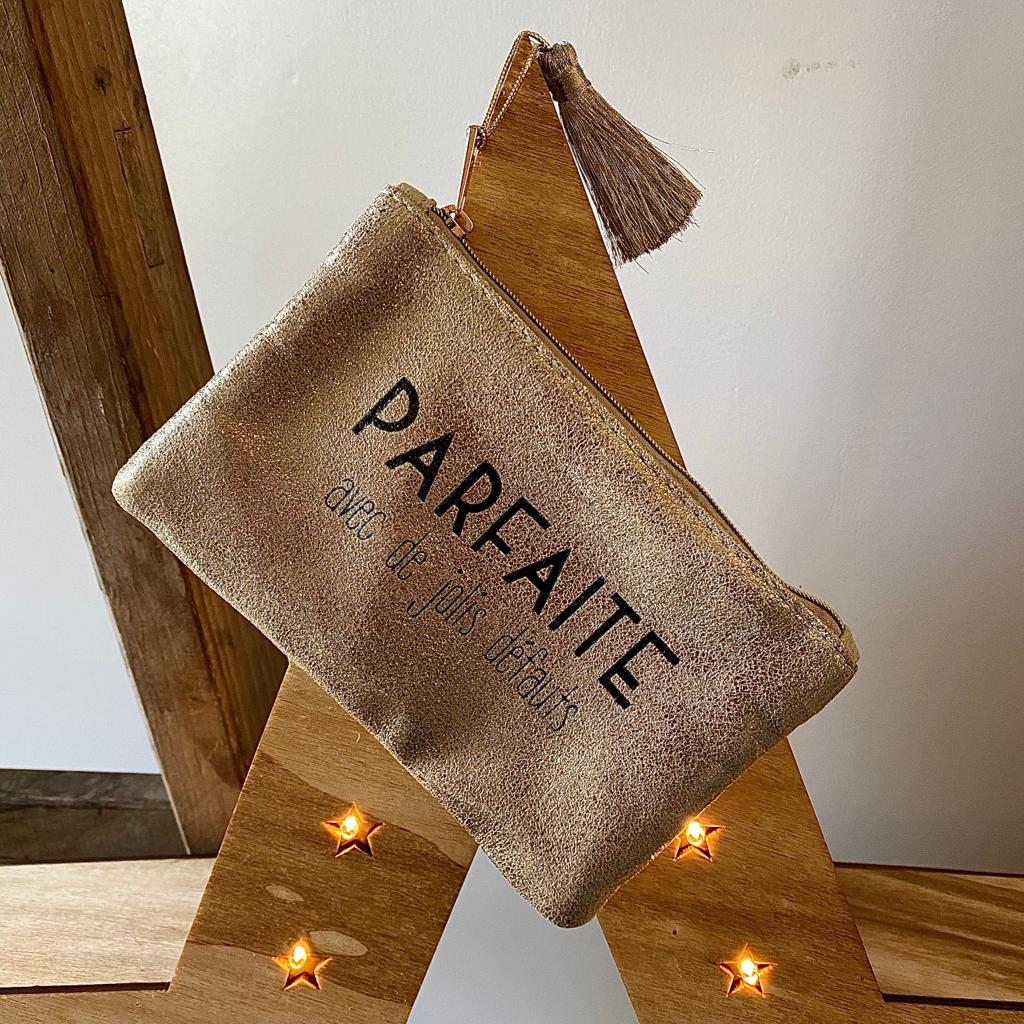 Pochette "Parfaite avec de jolis défauts"